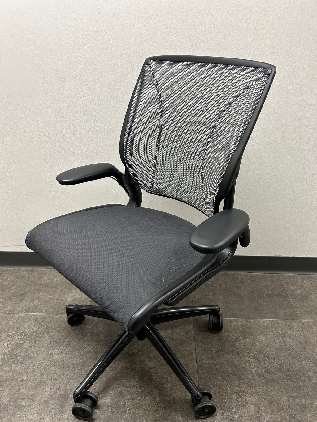 Used Humanscale Diffrient